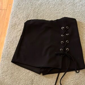 Women’s Blue Blush Shorts with Skirt Overlay Fits like a Size 4